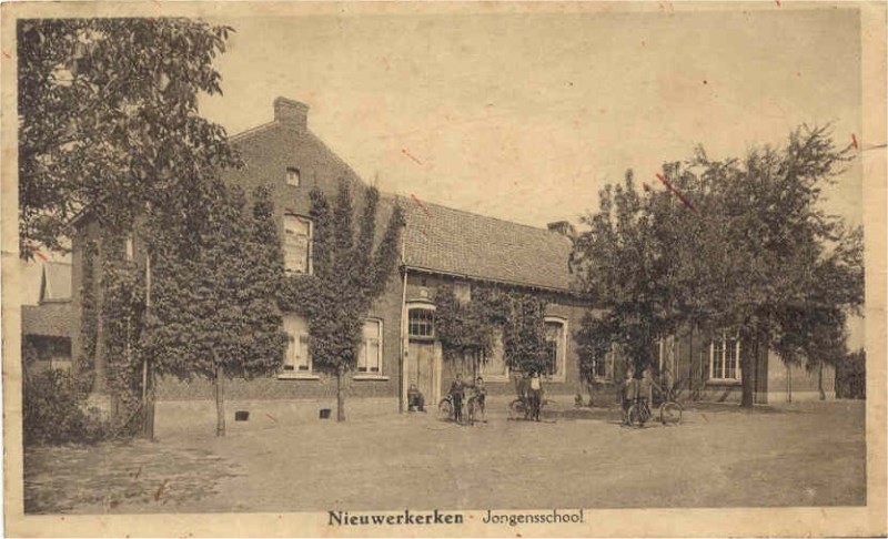 Boys school Nieuwerkerken